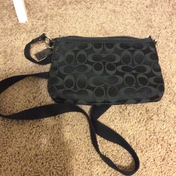 NWOT coach mini shoulder bag - Picture 4 of 4